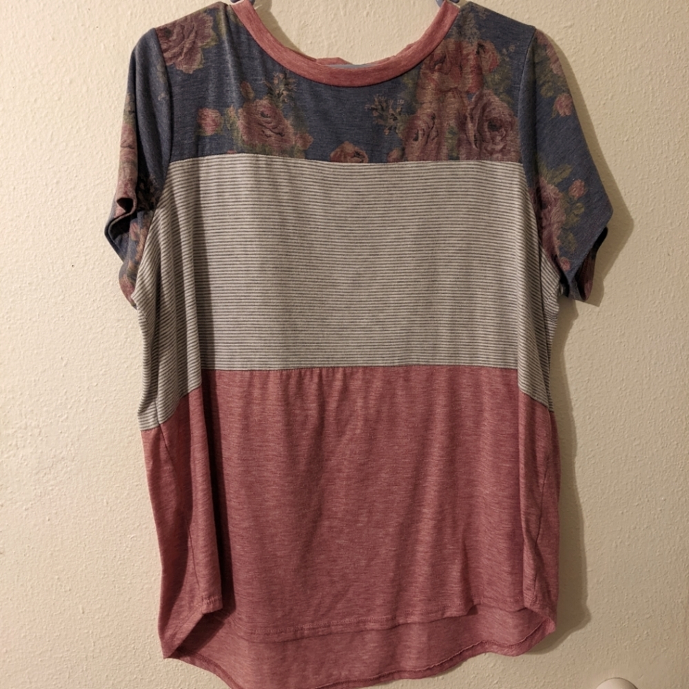 Women's Maurices Floral Stripped T-shirt Size 1